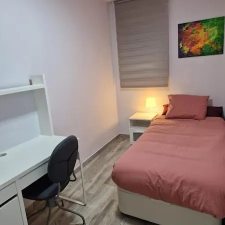 Piso Con Fantastica Ubicacion Apartment Malaga Exterior photo
