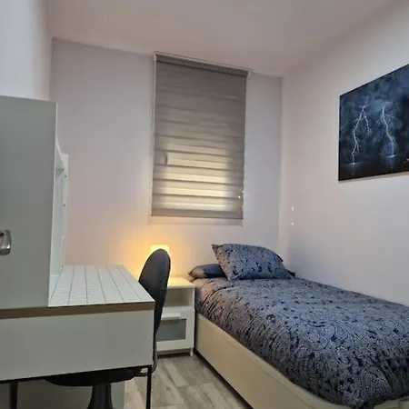 Piso Con Fantastica Ubicacion Apartment Malaga Exterior photo